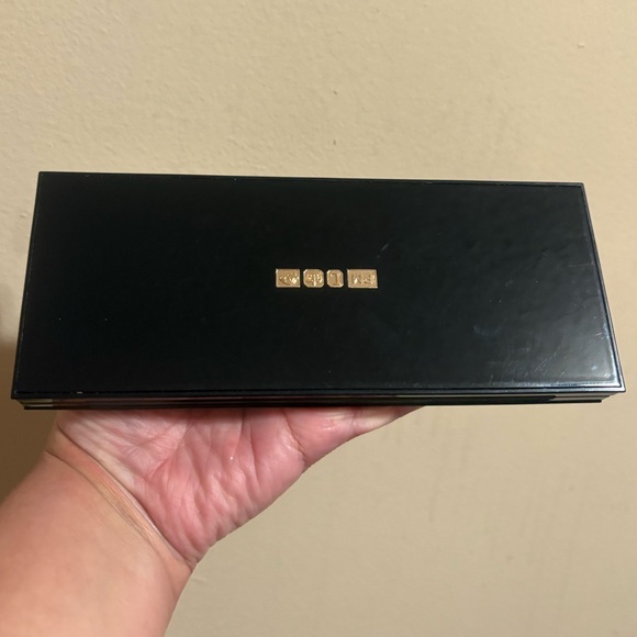 PAT MeGRATH LABS Mothership VIl Divine Rose Eyeshadow Palette.